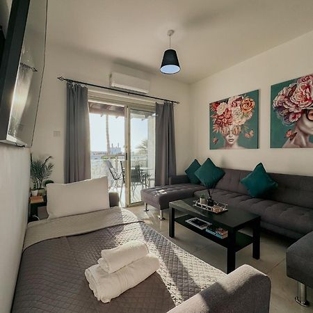 1B Seaside Orchid, Sea, Center Paphos Exterior foto